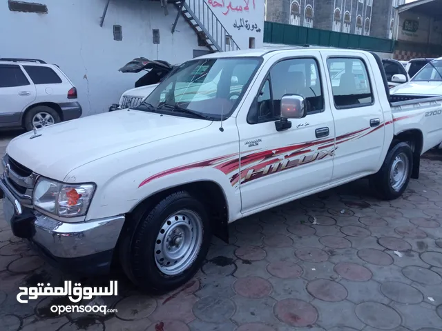 Used Toyota Hilux in Dhamar