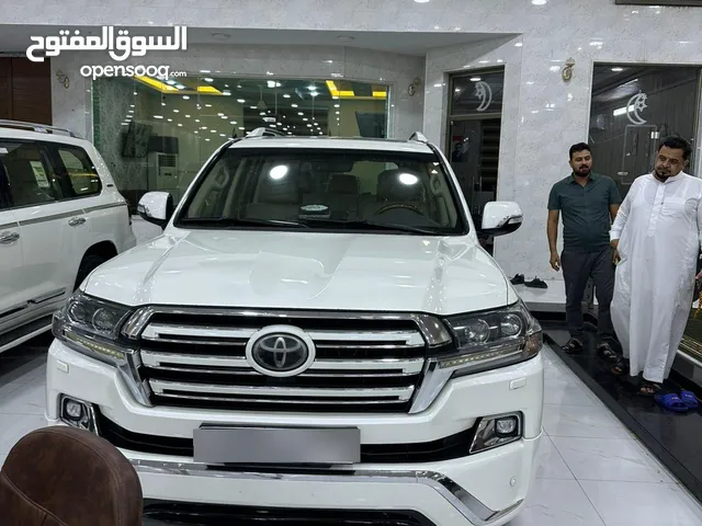Used Toyota Land Cruiser in Al Anbar