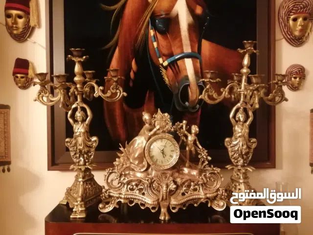 مجموعة مقتنيات للبيع متوفر تحف وقطع أنتيك نادرة وجميلة للمهتمين