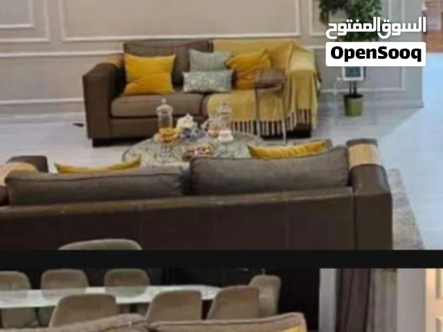 كنب للتبرع اي احد محتاجه يكلمني