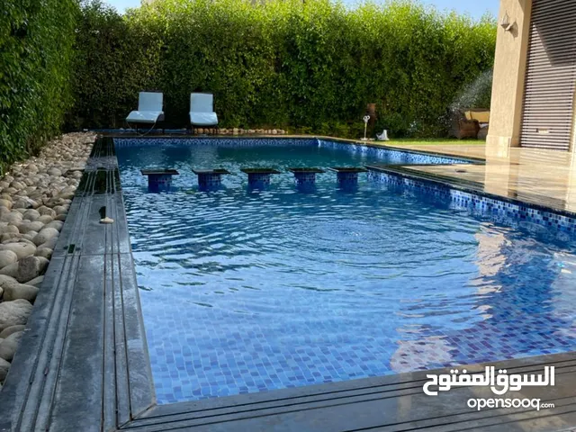 800 m2 4 Bedrooms Villa for Rent in Giza Sheikh Zayed