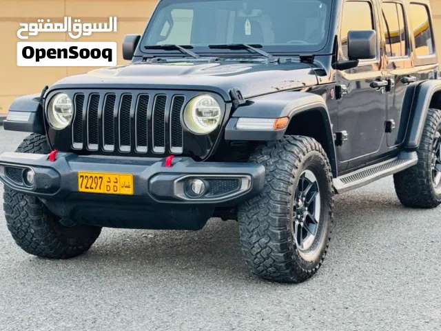 للبيع جيب لانجلر نضافه ممتازه جدا ما يحتاج اي حاجه