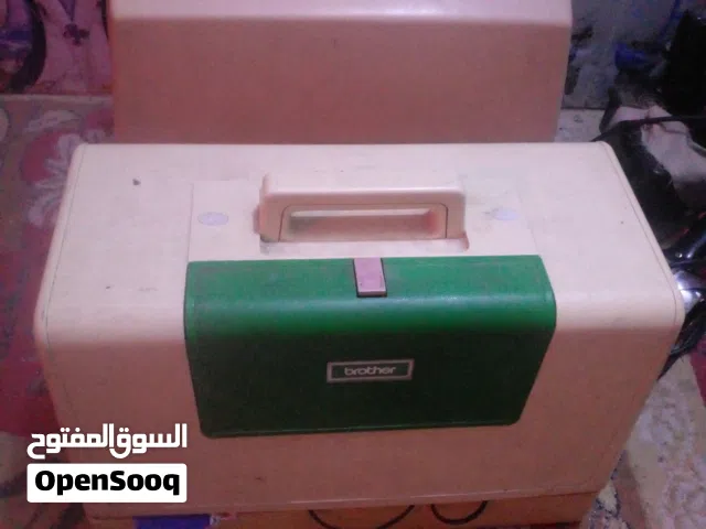 للبيع مكينة خياطه برذر