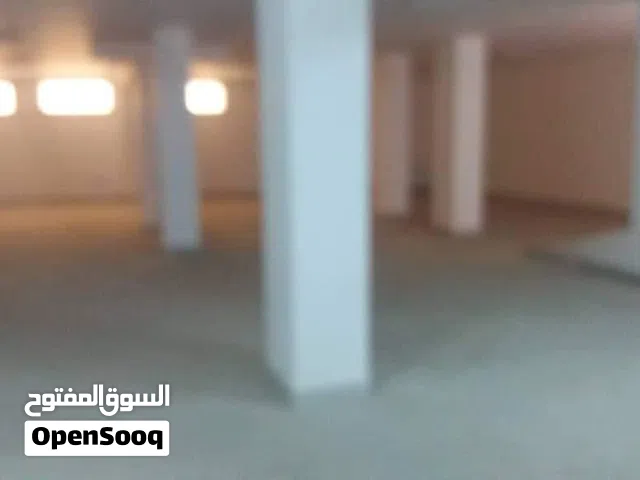 مخزن بدروم بالنوفليين 400 م شارع واسع