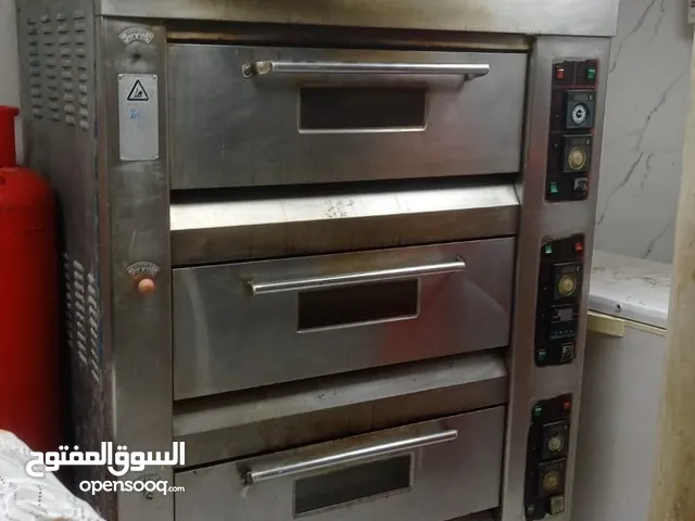معدات مطاعم للبيع بحالة ممتازة وبأسعار تنافسية