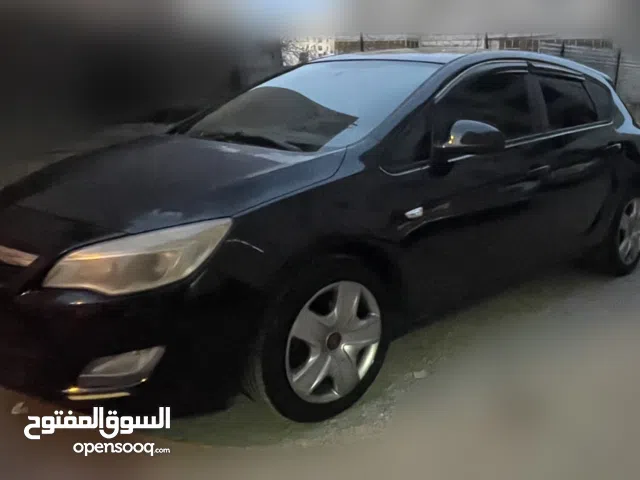 Used Opel Astra in Hebron