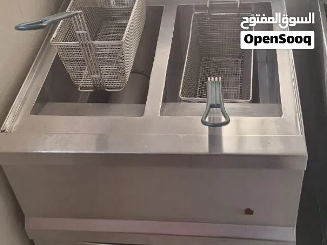 عده مطعم للبيع
