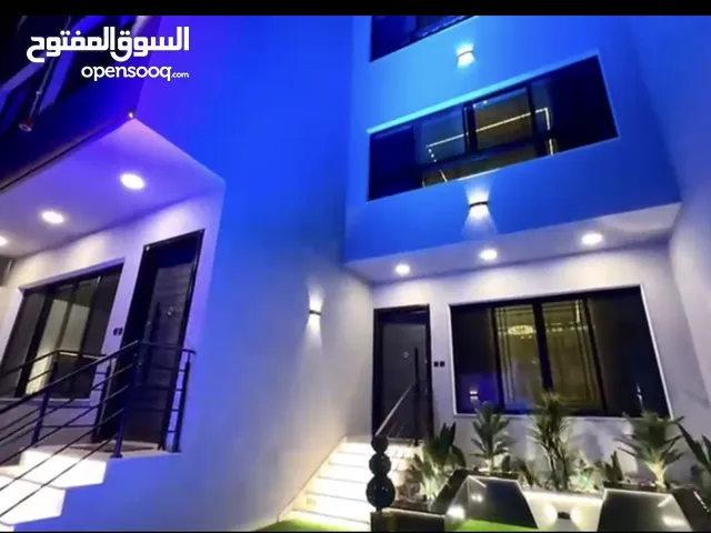 344 m2 More than 6 bedrooms Villa for Sale in Al Madinah Ar Ranuna