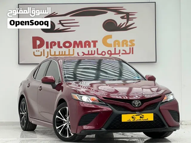 للبيع تويوتا كامري SE 2018 - بحالة ممتازة