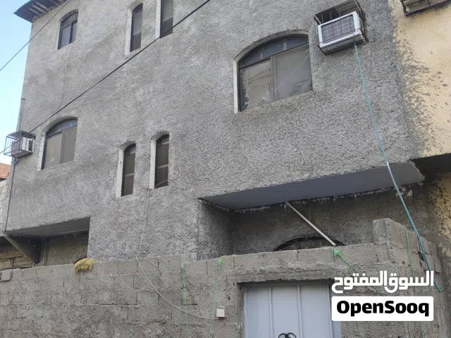  Building for Sale in Aden Al Buraiqeh