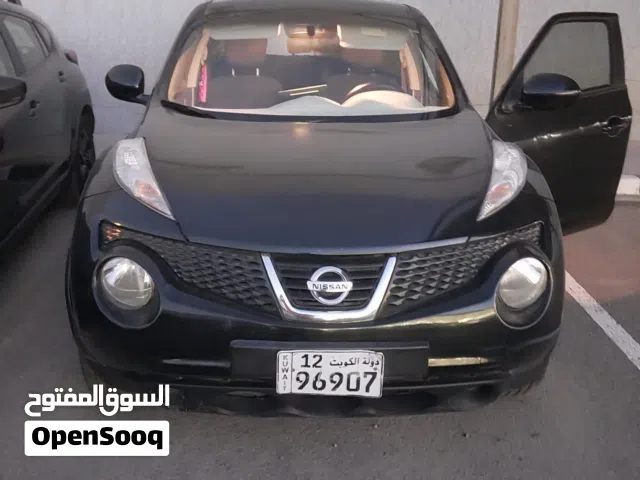 2013 نيسان جوك SL