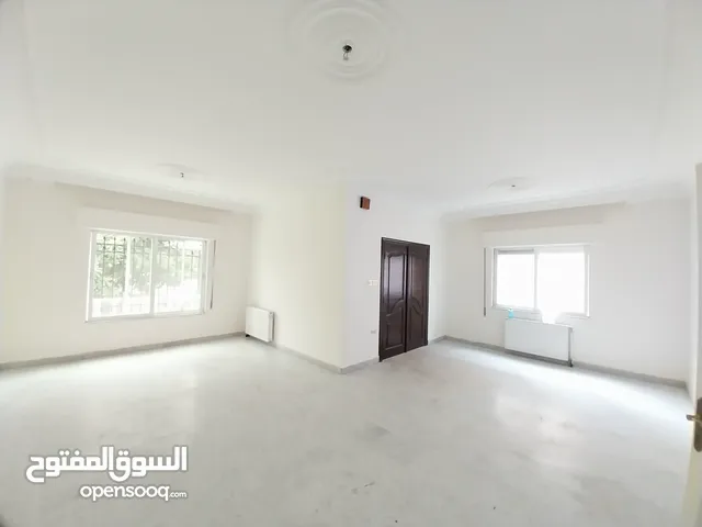 شقة غير مفروشة للإيجار 200م2 ( Property 19310 )-174847832