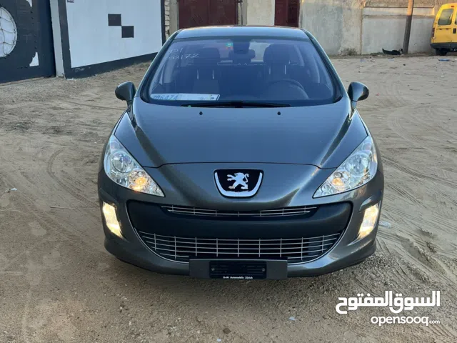 New Peugeot 308 in Zelten