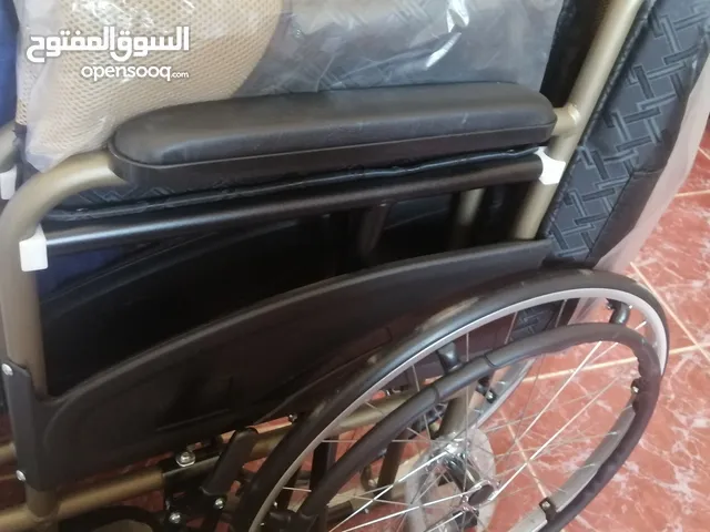 كرسي متحرك جديد وممتاز