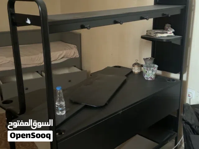 طاولة قيمنق مش مستعمله وايد