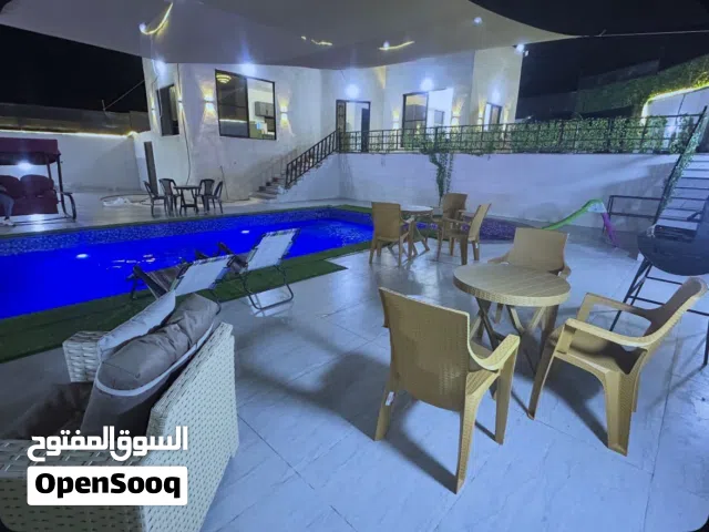 2 Bedrooms Chalet for Rent in Zarqa Birayn