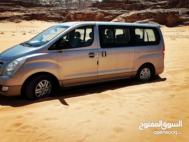 خدمة تأجير وتوصيل الى المطار والجسر باص سياحي