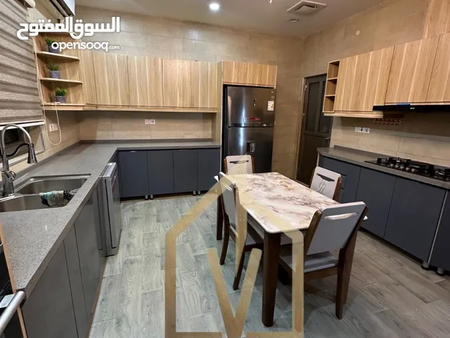 237m2 More than 6 bedrooms Townhouse for Sale in Basra Jaza'ir