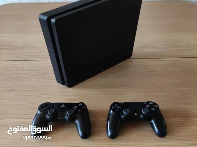 للبيع بلاستيشن 4 سليم