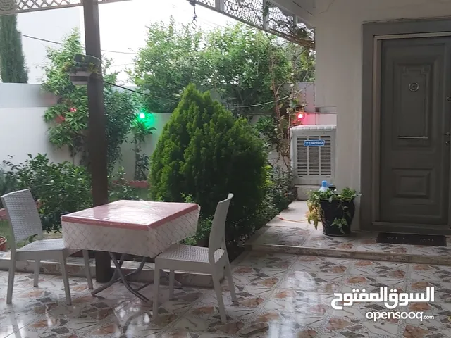 240m2 2 Bedrooms Townhouse for Sale in Erbil Other