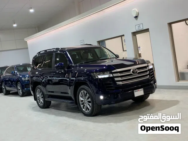 2022 Toyota Land Cruiser GXR