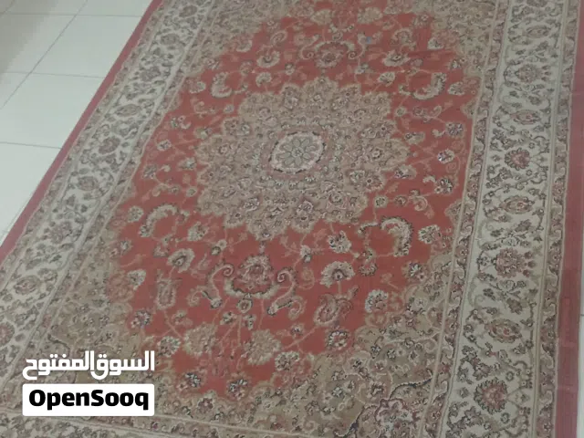 سجادة للبيع بحالة جيده 3 دينار
