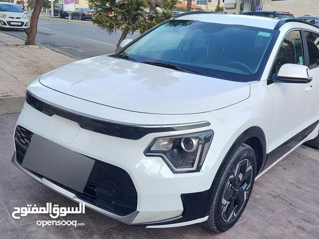 كيا نيرو كهرباء 2024