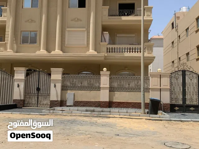 390 m2 4 Bedrooms Apartments for Sale in Cairo New Cairo