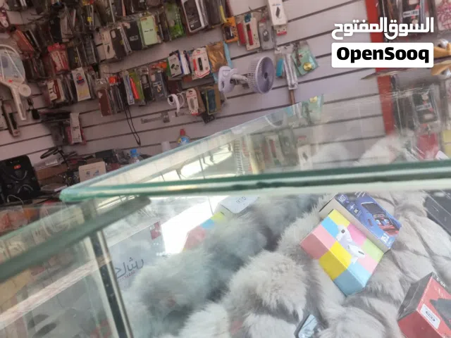 محل جوالات في قلب دارس