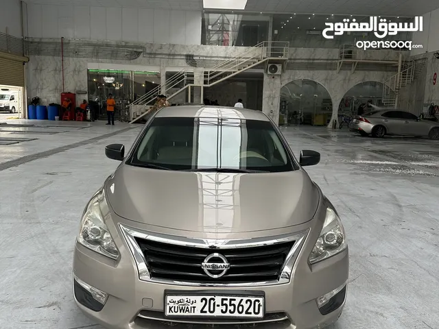 Nissan Altima 2013 in Hawally