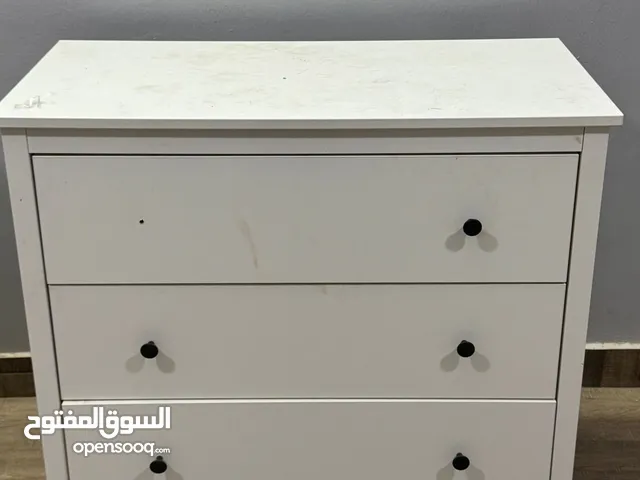 اثاث مكتبي استعمال نظيف