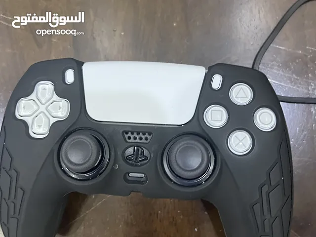 للبيع جهاز بلايستيشن 5اصلي وشغال وجميع الازرار شغاله شاهد الوصف