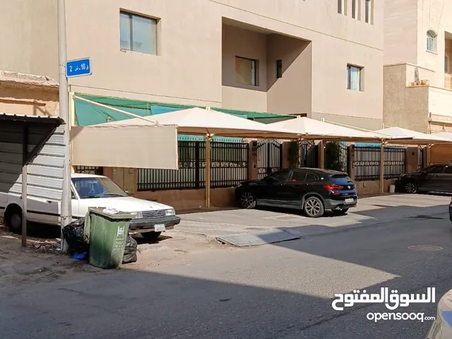 750 m2 3 Bedrooms Apartments for Rent in Hawally Salwa