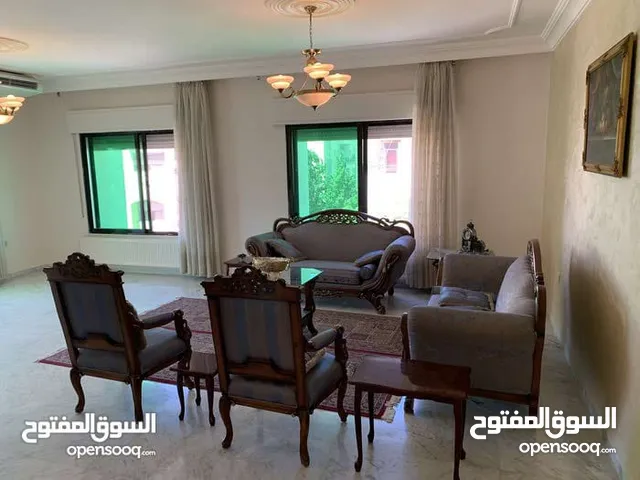 195 m2 3 Bedrooms Apartments for Rent in Amman Al Rabiah