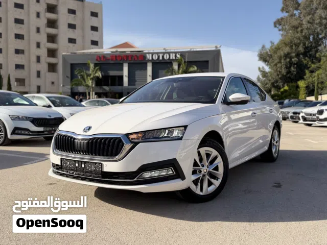 2023 سكودا اوكتافيا Standard