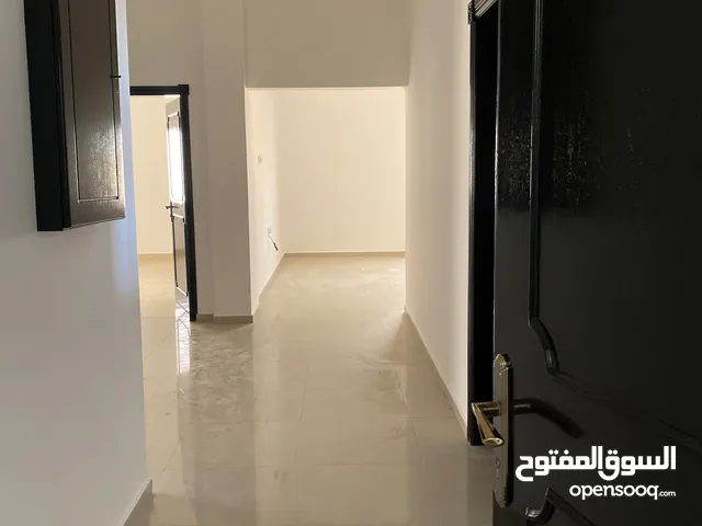 120 m2 3 Bedrooms Apartments for Rent in Muharraq Hidd