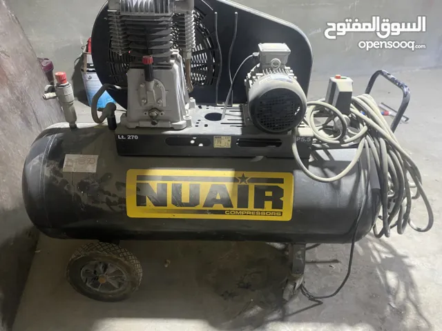 للبيع اغراض ورشه المنيوم كامله