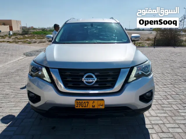 للبيع نيسان باثفندرSVفور ويل 2017