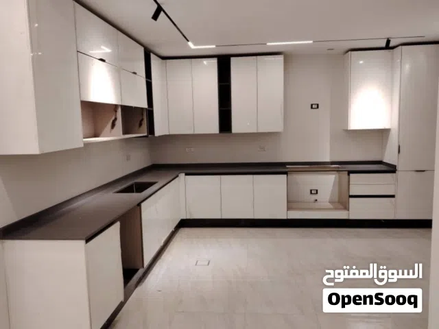 230 m2 4 Bedrooms Apartments for Rent in Tripoli Souq Al-Juma'a