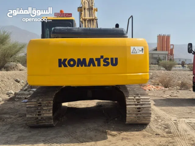 Komatsu PC220 with Bucket
