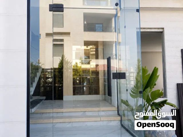 واجهات سيكوريت زجاج محلات  أبواب سيكوريت جاهزون للتركيب الفوري والصيانة الطارئة لواجهات المحلات...