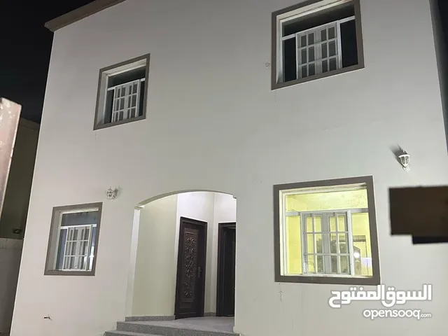 341 m2 More than 6 bedrooms Villa for Rent in Muscat Al Maabilah