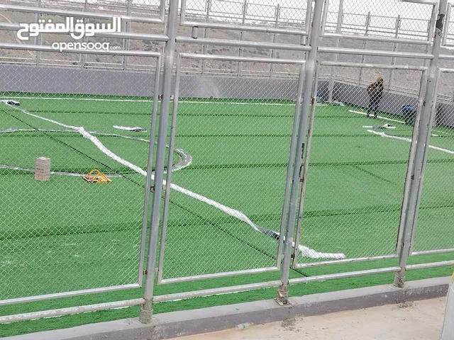 انشاء الملاعب بالنجيل الصناعي