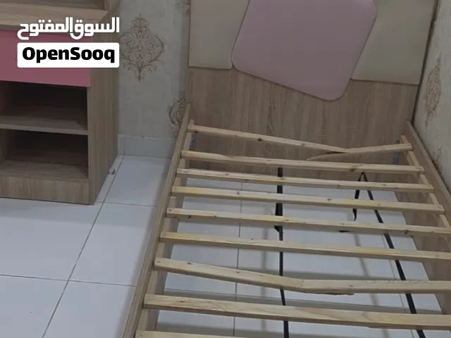 للبيع غرفة نوم