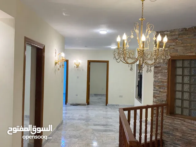 450 m2 More than 6 bedrooms Villa for Rent in Basra Baradi'yah