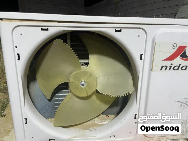 مكيف قطعه خارجيه فقط قوه 18  (انفيرتر ) يناسب لي يعانو من ضي ضعيف شغال ونظيف الله يبارك