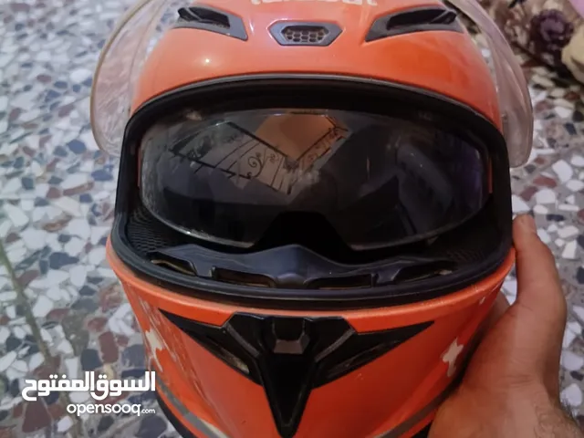 خوذه دراجه. جديده