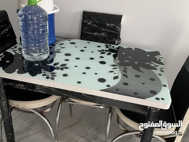 طاولة اكل للبيع