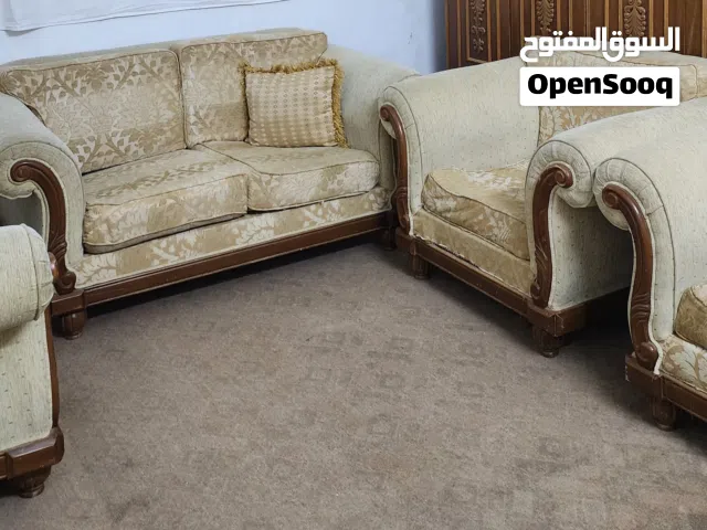 طقم كنب بحاله جيده جدا