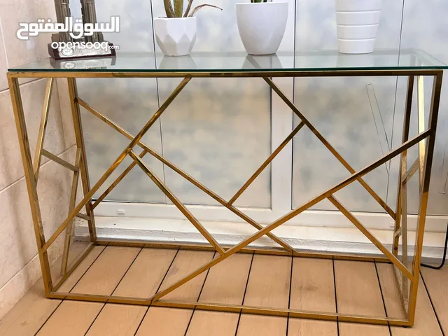 طاوله من النوع الفاخر